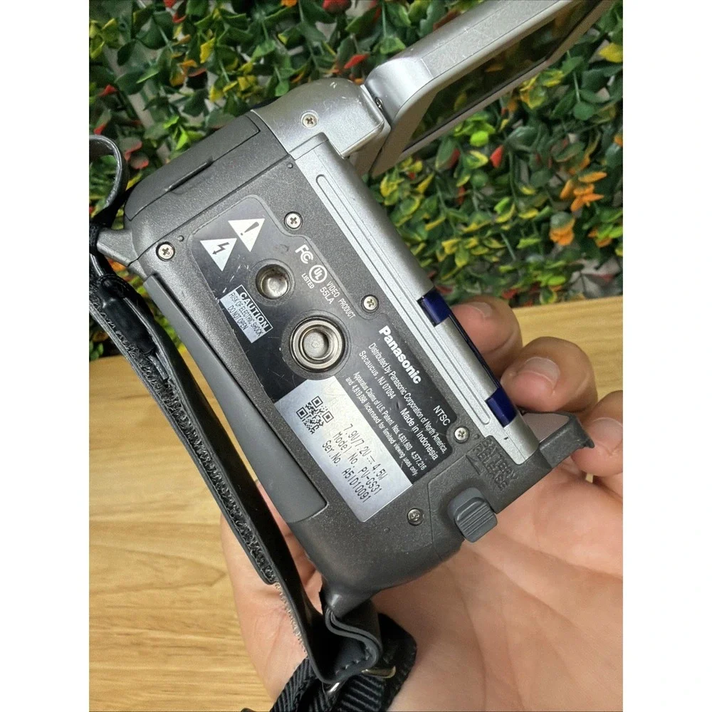 Panasonic PV-GS31 MiniDV Camcorder 26x Zoom Record & Playback Charger (TESTED)